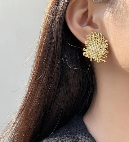 Retro Gold Geometry Stud Earrings